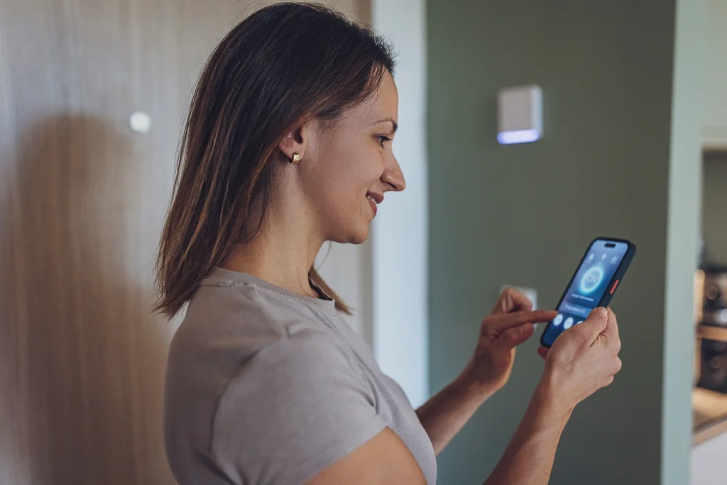 Smart thermostat with energy-saving features